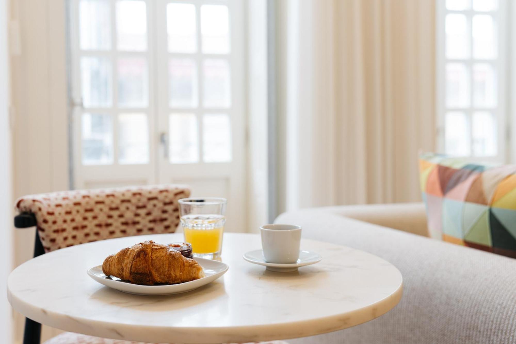Feel Porto Clerigos Charm Flats Apartment Ruang foto