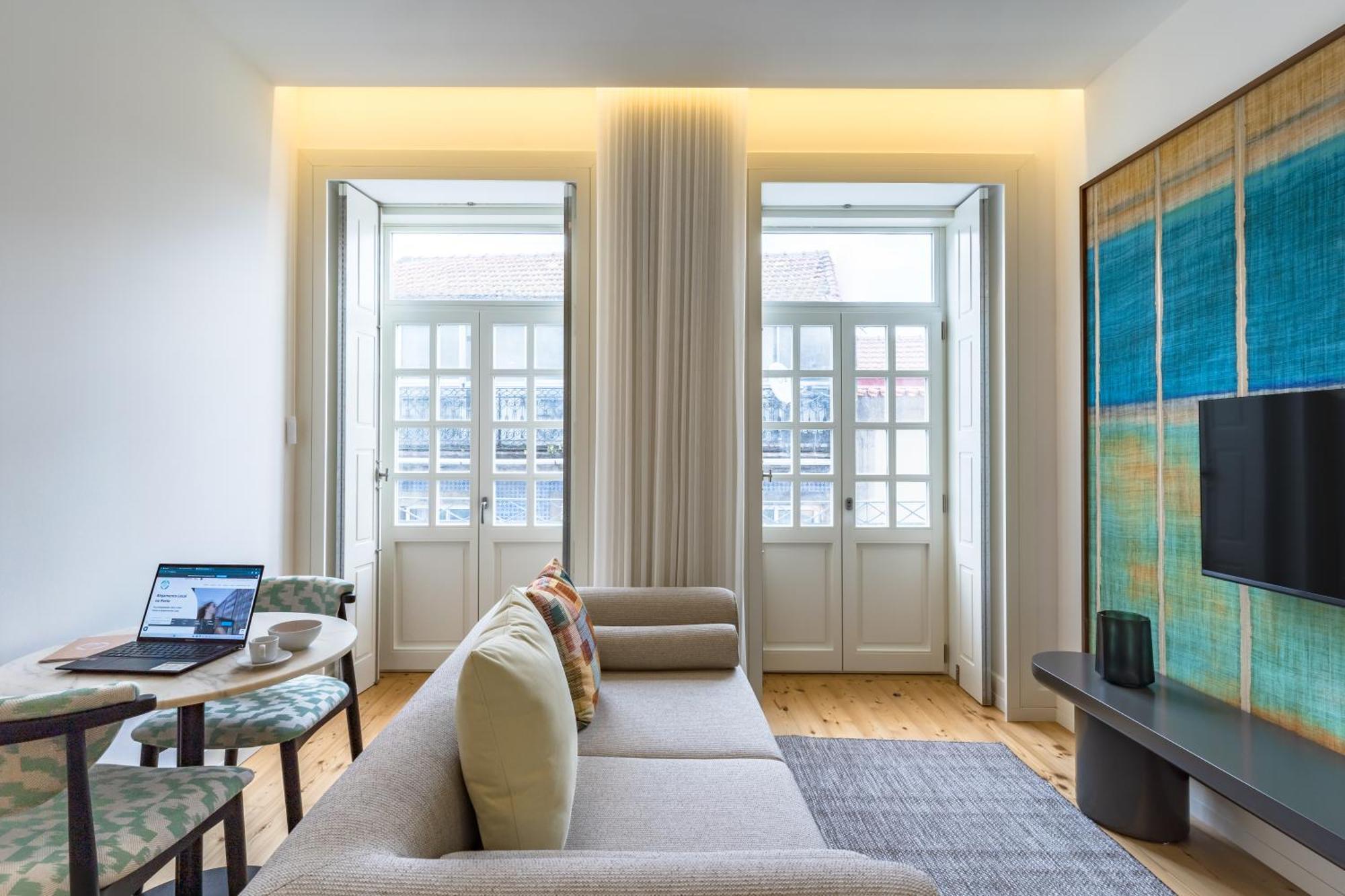 Feel Porto Clerigos Charm Flats Apartment Bagian luar foto